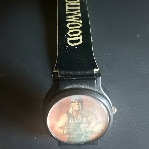 Hulk Hogan Collectible hologram Watch - Picture 2 of 6